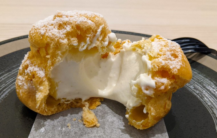 Vanilla Cream Puff from Bloom Cafe