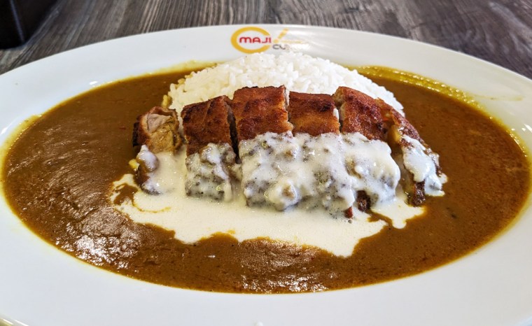 Pork Cutlet Curry with Cheese from Maji Curry