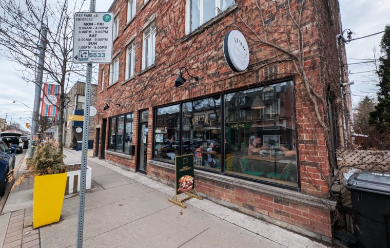 Leslie's Sandwich Room