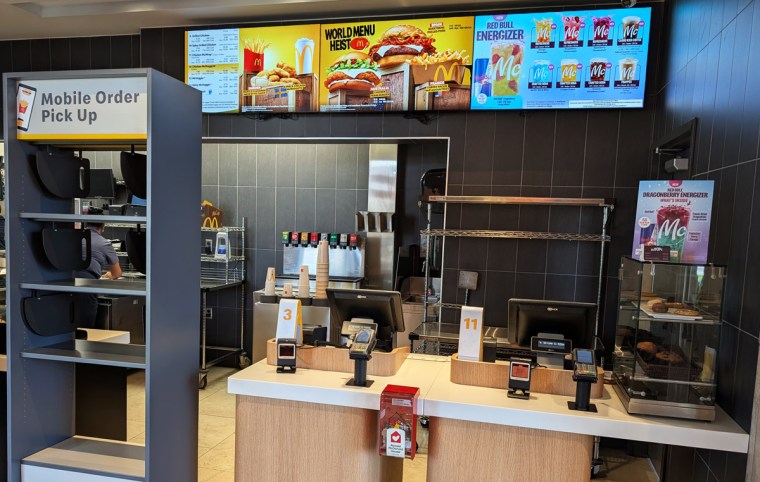 McExtreme Pulled Pork at McDonald's (World Menu Heist)