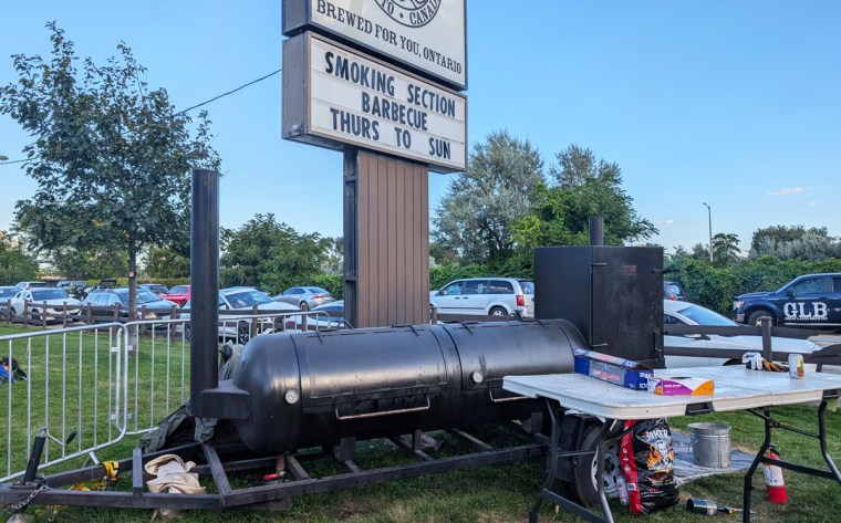 Smoking Section Barbecue